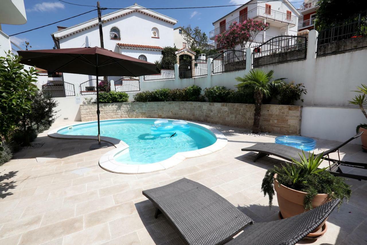 Apartments Sakal Trogir Zewnętrze zdjęcie